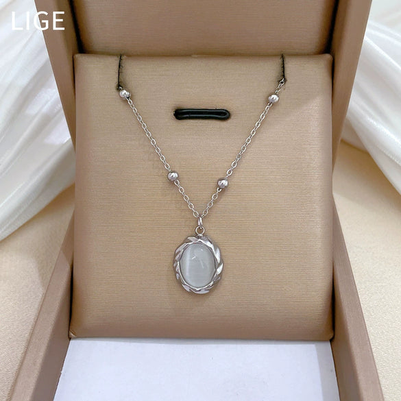 Titanium Steel Rotating Cat's Eye Stone Necklace With Geometric Pattern Electroplating For Unisex Cartoon Style