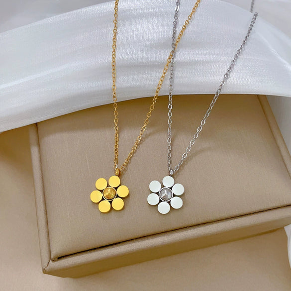 Titanium Steel Round Bead Sixpetal Flower Normcore Style Furnace Real Gold Electroplated Unisex Necklace