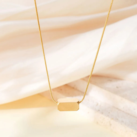 Wholesale Jewelry Simple Style Geometric Customization Laser Engraving Titanium Steel 18K Gold Plated Plating Pendant Necklace