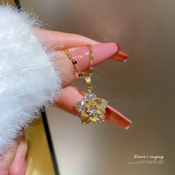 Titanium Steel Snowflake Zircon Pendant Necklace Microinlaid Copperplated Real Gold Geometric Cartoon Style For Female