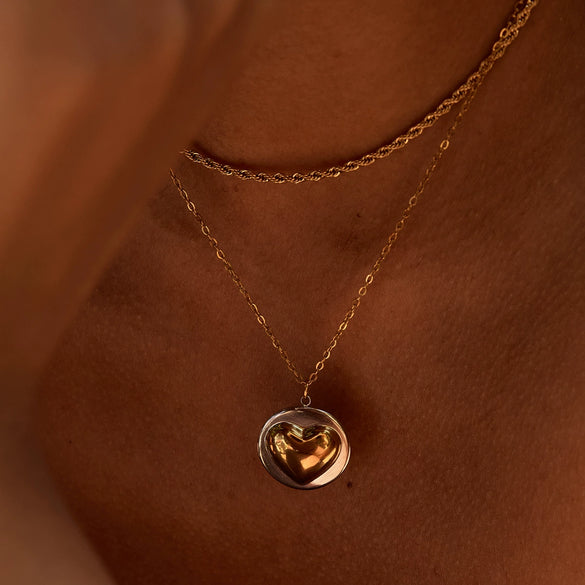 Titanium Steel Stainless Steel Heart Pendant Necklace With Geometric Pattern And Electroplating For Women Light Luxury Highend Style