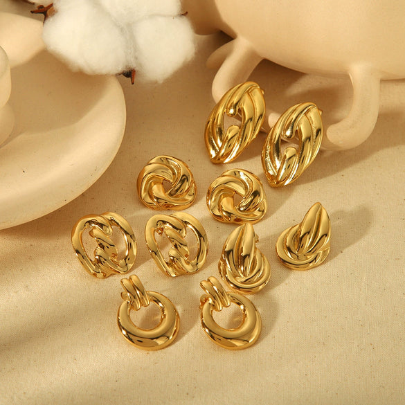 Titanium Steel Stud Earrings Geometric Style 18K Gold Twist Electroplated