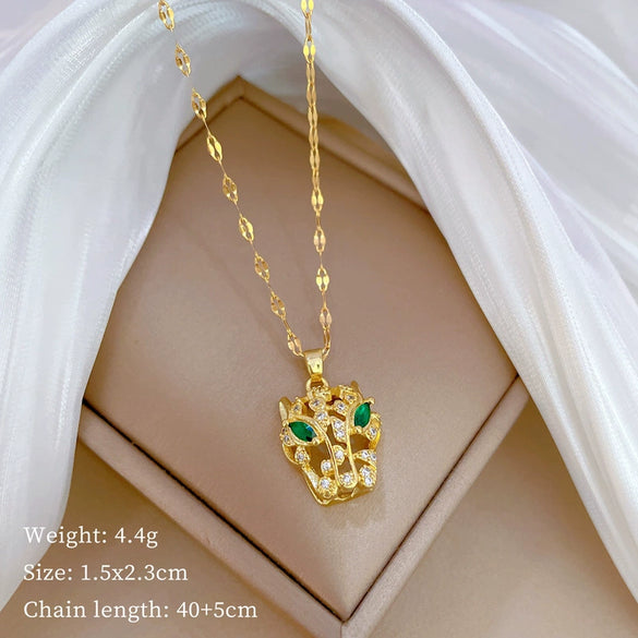 Titanium Steel Women's Cartoon Geometric Diamond Necklace With Copper Pendant