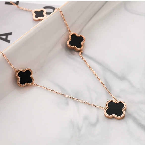 Titanium Steel Women's Fourleaf Clover Flower Pattern Electroplated Necklace