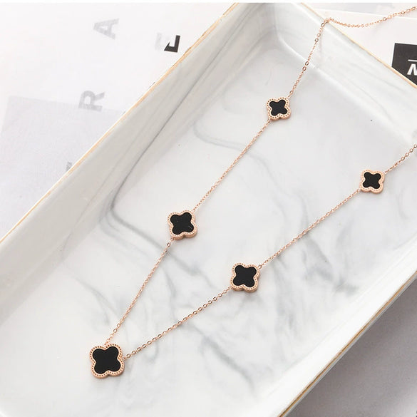 Titanium Steel Women's Fourleaf Clover Flower Pattern Electroplated Necklace