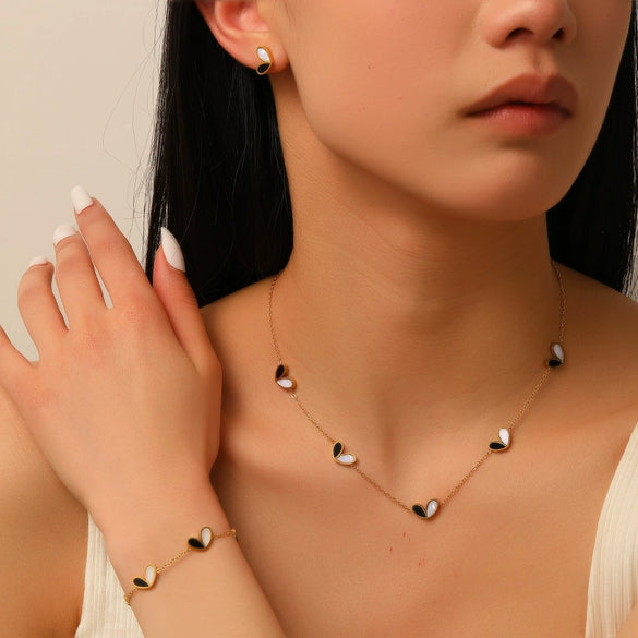 Titanium Steel Women's Jewelry Set With Peach Heart Shape And Plants Flowers Pattern