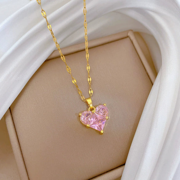 Titanium Steel Women's Necklace With Peach Heart Pendant Inlaid With Zirconium And Real Gold Geometric Design