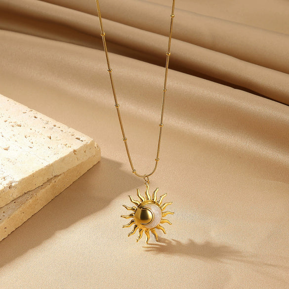 Titanium Steel Women's Sun Pendant Necklace Fashion Design Light Luxury Niche High End Jewelry Cross Chain Electroplated
