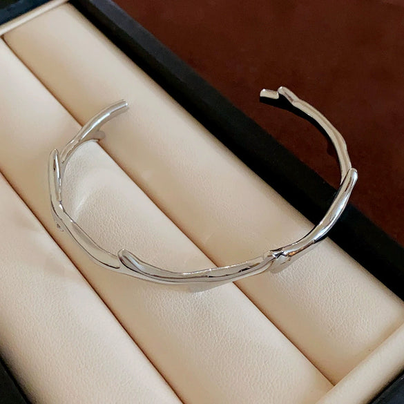 Titanium Steel Zircon Electroplated Real Gold Niche Geometric Bracelet For Women