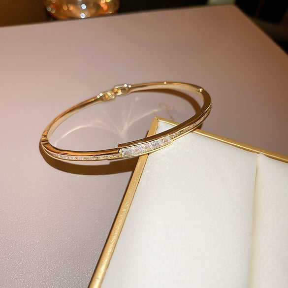 Titanium Steel Zircon Inlaid Niche Geometric Women's Bracelet Real Gold Electroplated