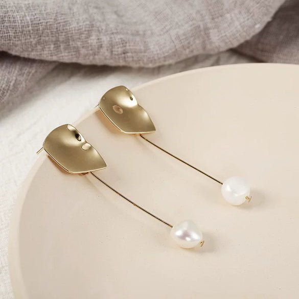 Trendy Fashion Alloy Earrings With Diamond Zircon And Pearl For Women Electroplated Geometric Design