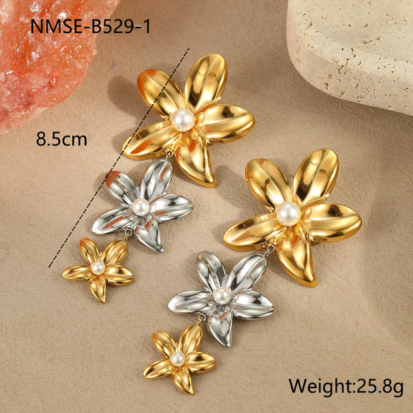 Trendy Jewelry Stainless Steel Flower Pendant Necklace And Earrings 18K Electroplated Gold And Silver Color Matching For Women