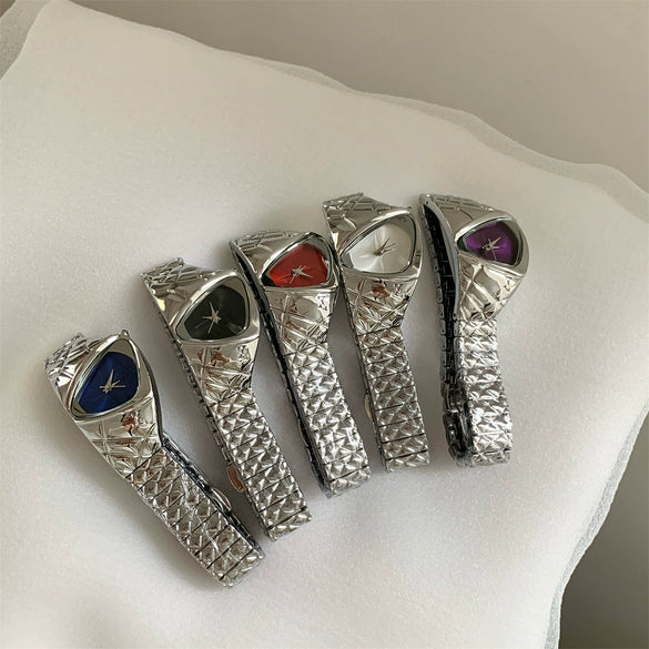 Trendy Retro Dragoneye Design Men's And Women's Watch With Metal Strap And Ordinary Glass Mirror
