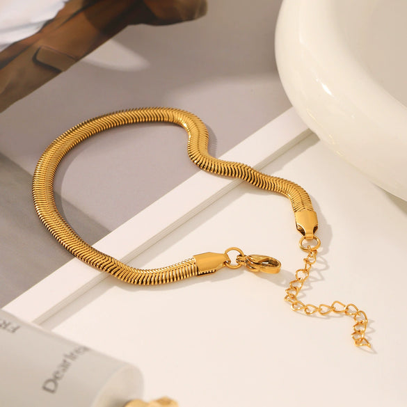 Trendy Snake Bone Chain Bracelet In Titanium Steel And Stainless Steel With Animal Zodiac Pattern Vacuum Plated