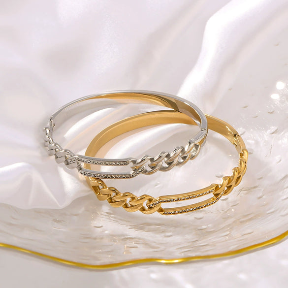 Twist Texture Rectangular Hollow Wide Women's Bracelet In Stainless Steel With 18K Gold Vacuum Plated Geometric Style