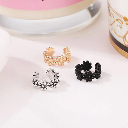 U-shaped Small Daisy Flower Curved Metal Environmental Protection Pierced Earrings