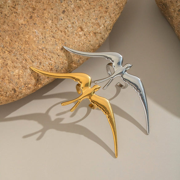 Unique Design Swallow Animal Zodiac Gold Plated Titanium Steel Ring For Girls Electroplated Jewelry Accessory