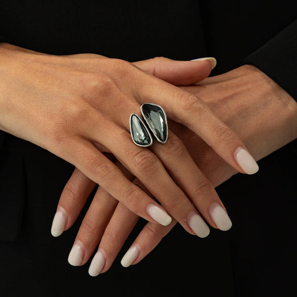 Unisex Acrylic And Metal Geometric Ring Set With Irregular Square Shapes And Polished Electroplated Finish