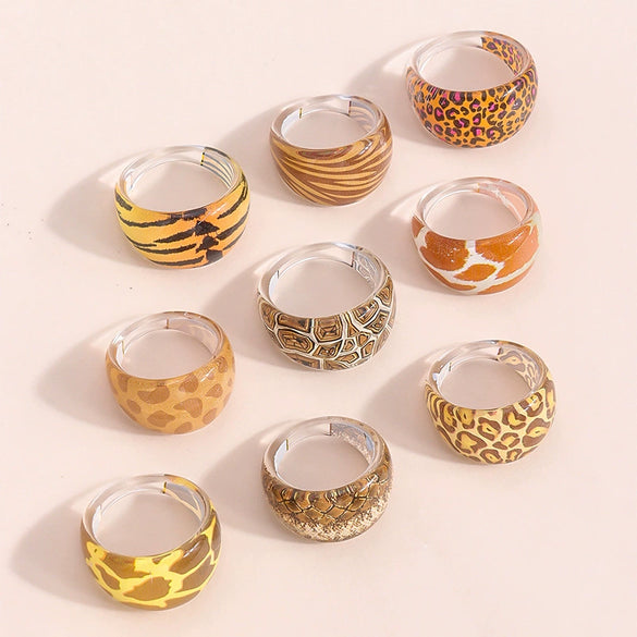 Unisex Acrylic Leopard Spot Statement Ring With Epoxy Resin Finish And Creative Chocolateinspired Design In A Light Luxury Style