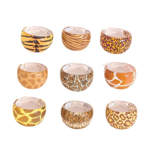 Unisex Acrylic Leopard Spot Statement Ring With Epoxy Resin Finish And Creative Chocolateinspired Design In A Light Luxury Style