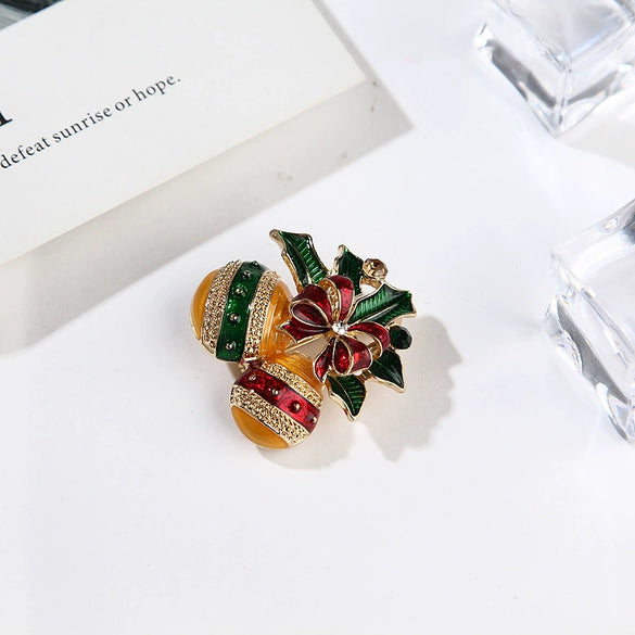 Unisex Alloy Leaf Brooch Pin With Dripping Oil Finish And Artificial Gemstone Inlay For Clothing Accessories