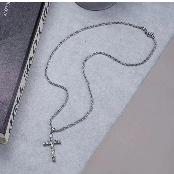 Unisex Geometric Cross Necklace With Diamond Detail Zinc Alloy Pendant And Titanium Steel Twist Chain Minimalist Jewelry For Men And Women