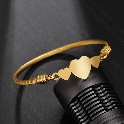 Unisex Heart Shaped Stainless Steel Bracelets &Amp; Bangles Nhhf124856