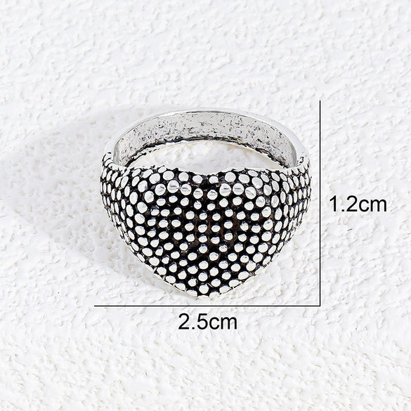 Unisex Heart Shaped Zinc Alloy Ring With Silver Black Finish And Honeycomb Pattern Modern Light Luxury Fashion Jewelry