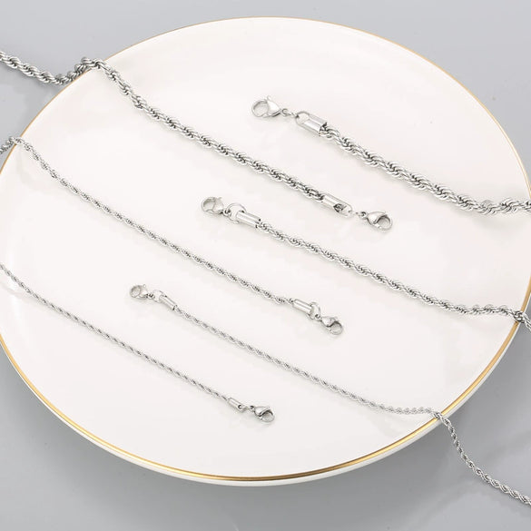 Unisex Hip Hop Fashion Button Rope Titanium Steel And Stainless Steel Twist Chain Necklace With Geometric Pattern And Electroplating Treatment
