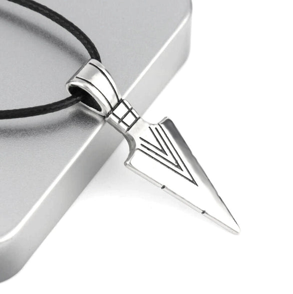 Unisex Punk Arrow Pendant Necklace With Leather Rope Chain Titanium Steel And Alloy Cartoon Animal Zodiac Ushaped Geometric Design Baked Paint Finish