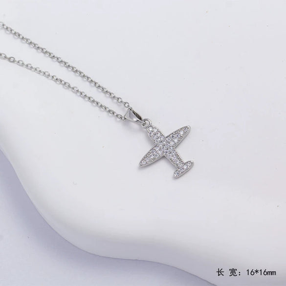 Unisex Simple Fashion Jewelry Copper Airplane Shape Pendant Necklace With Electroplating And Mixed Gemstone Setting