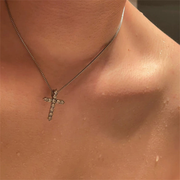Unisex Stainless Steel Cross And Star Pendant Collarbone Necklace With Irregular Geometric Design And Enhanced Color Retention Finish