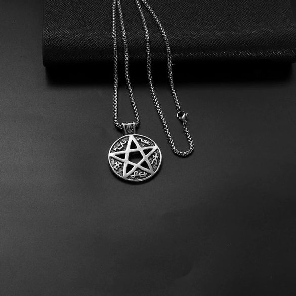 Unisex Stainless Steel Star Pendant Necklace With Round Pendant And Electroplated Finish Trendy Streetwear Jewelry