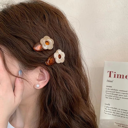 Unisex Sweet Flower Arylic Hair Clip