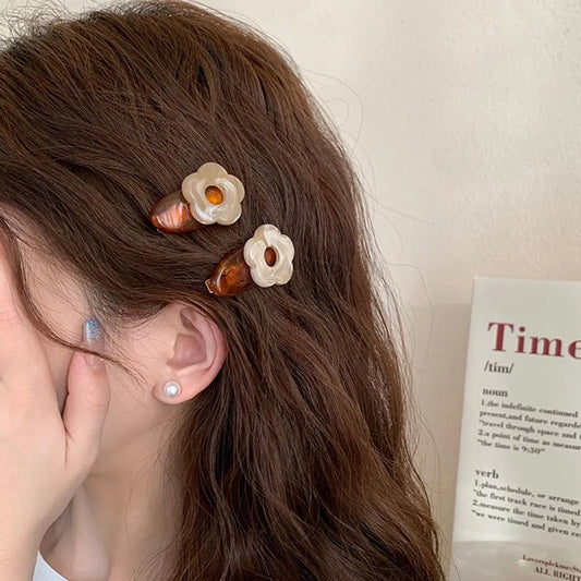 Unisex Sweet Flower Arylic Hair Clip