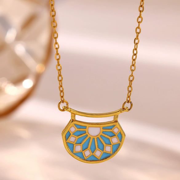 Unisex Ushaped Copper Pendant Necklace With Zircon Inlay And Goldplated Finish Regular Chain Jewelry