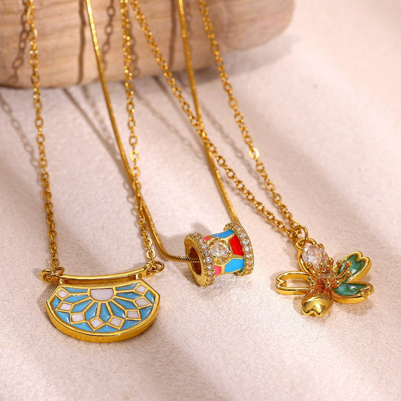 Unisex Ushaped Copper Pendant Necklace With Zircon Inlay And Goldplated Finish Regular Chain Jewelry