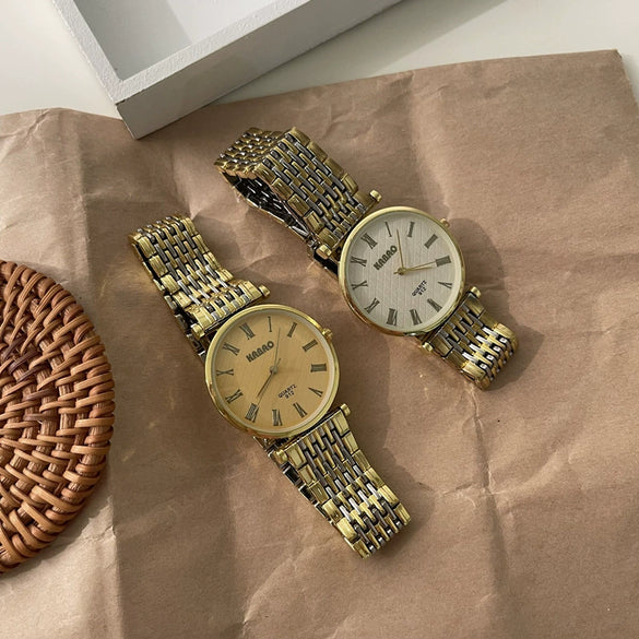 Universal Retro Style Alloy Belt Quartz Watch With Roman Round Dial And Ordinary Glass Mirror