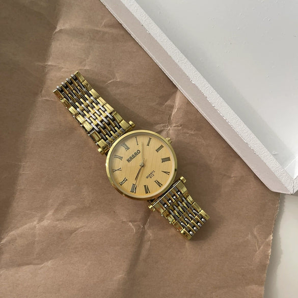 Universal Retro Style Alloy Belt Quartz Watch With Roman Round Dial And Ordinary Glass Mirror