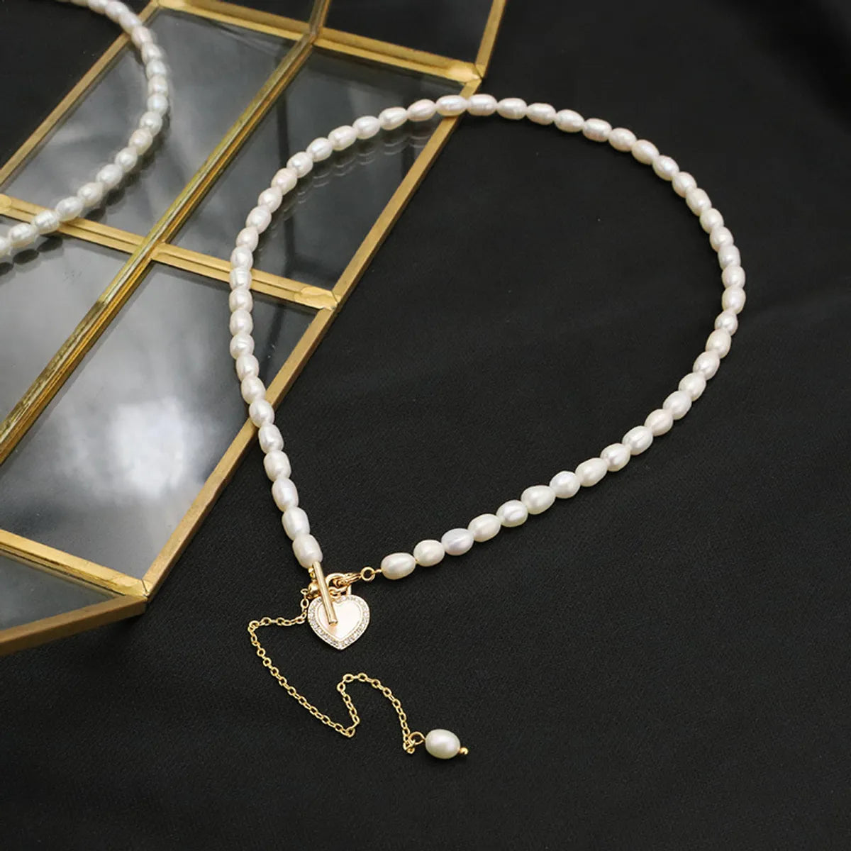 Vacation Simple Style Round Freshwater Pearl Copper Plating 18k Gold Plated Necklace