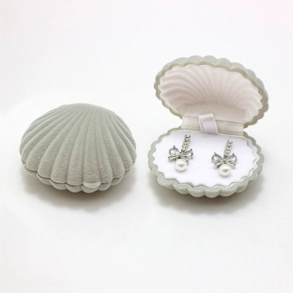 Velvet Clamshell Jewelry Gift Box Flannel Flip Ring Box For Earrings Pendant And Necklace Packaging Cute Minimal Style