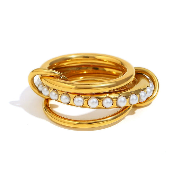 Versatile Geometric Stainless Steel Ring Plated With 18K Gold And Set With Threelayer Imitation Pearl
