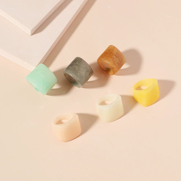 Vintage Acrylic Geometric Index Finger Ring Simple Elegant Fashion Ring For Unisex