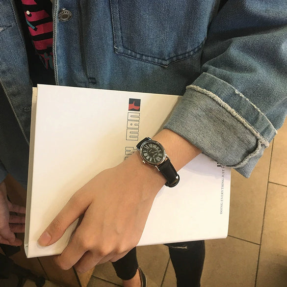 Vintage Allmatch Pu Leather Oval Dial Artistic Casual Watch For Women