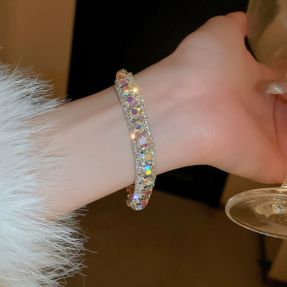 Vintage Diamondstudded Flower Copper Plastic Women's Bracelet