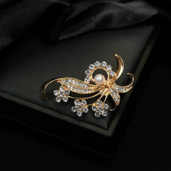Vintage Flower Brooch Zinc Alloy Electroplated For Women And Unisex