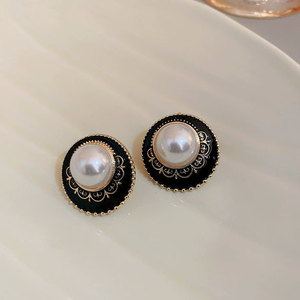 Vintage Gold Plated Silver Needle Earrings With Heart Flower Leaves Geometric Pattern And Dripping Oil Design For Women