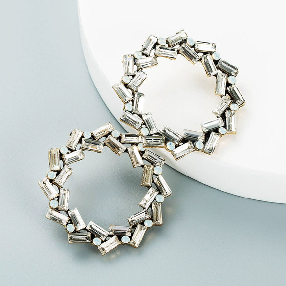 Vintage Inspired Hollow Geometric Round Earrings With Diamond Accents Simple Alloy Jewelry