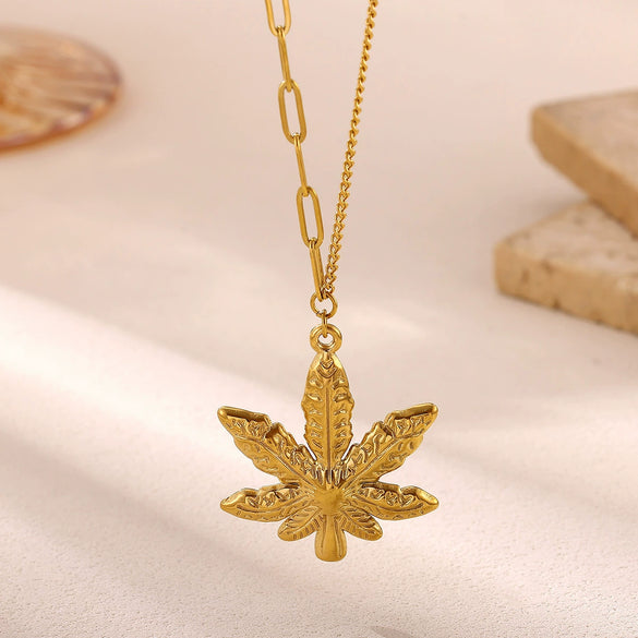 Vintage Maple Leaf Botanical Jewelry Set With Gold Plated Stainless Steel Necklace Earrings And Ring