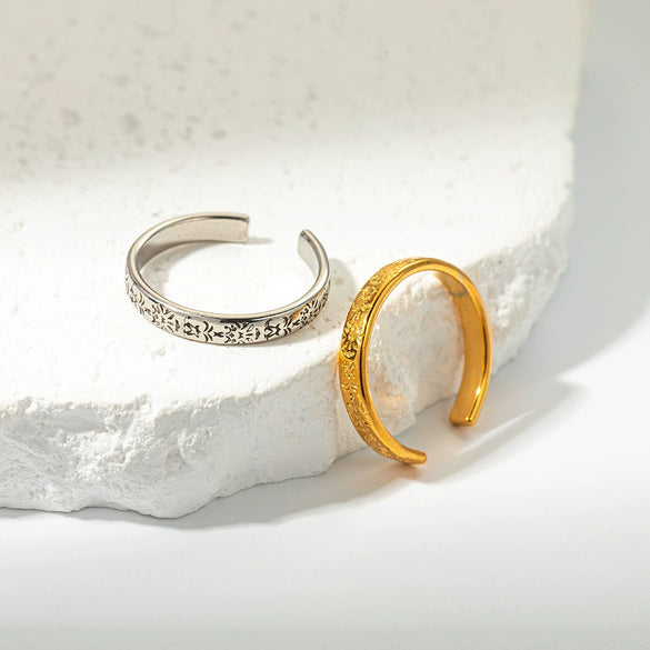 Vintage Printed Embossed Open Plain Stainless Steel Ring With Geometric Pattern And Electroplating For Men And Women